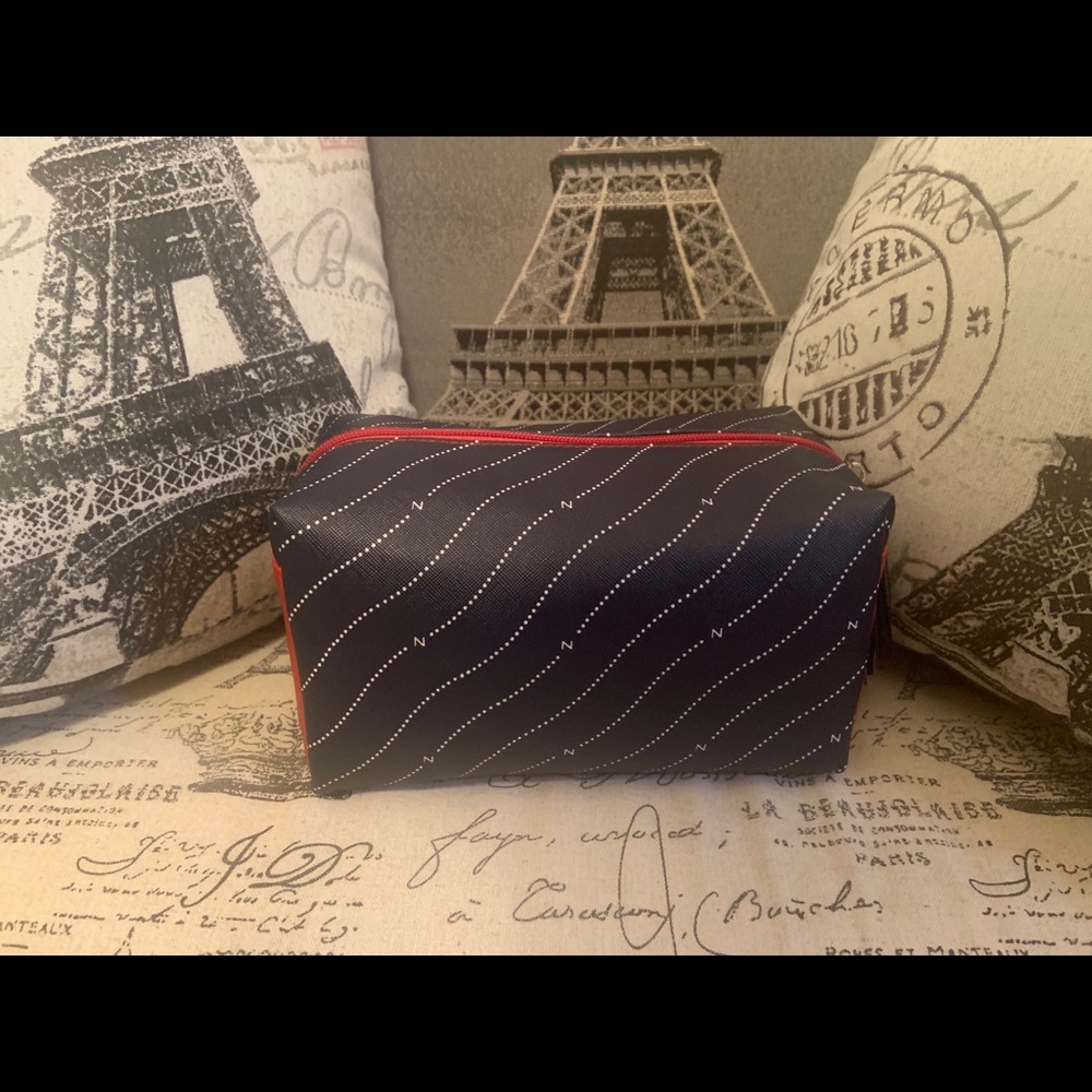 NWT Nautica Unisex Travel Bag - Picture 2 of 6